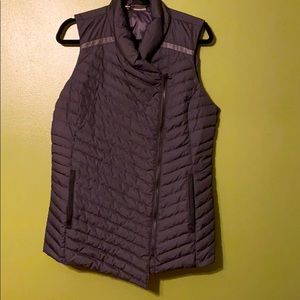 Athleta vest